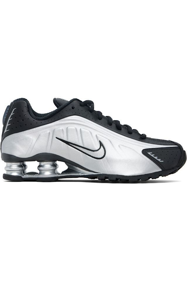 

Nike Черно-Серебристые кроссовки Shox R4