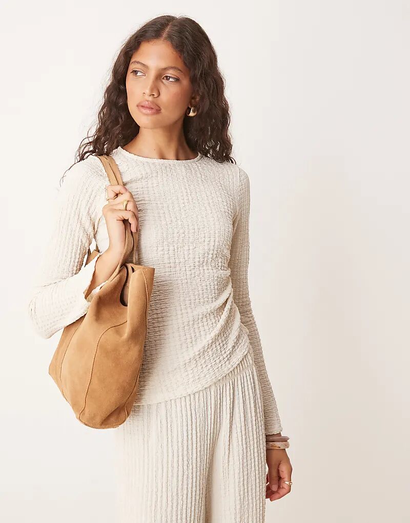 

Топ ASOS DESIGN с длинными рукавами, текстурированной отделкой по бокам, кремового цвета — часть комплекта
