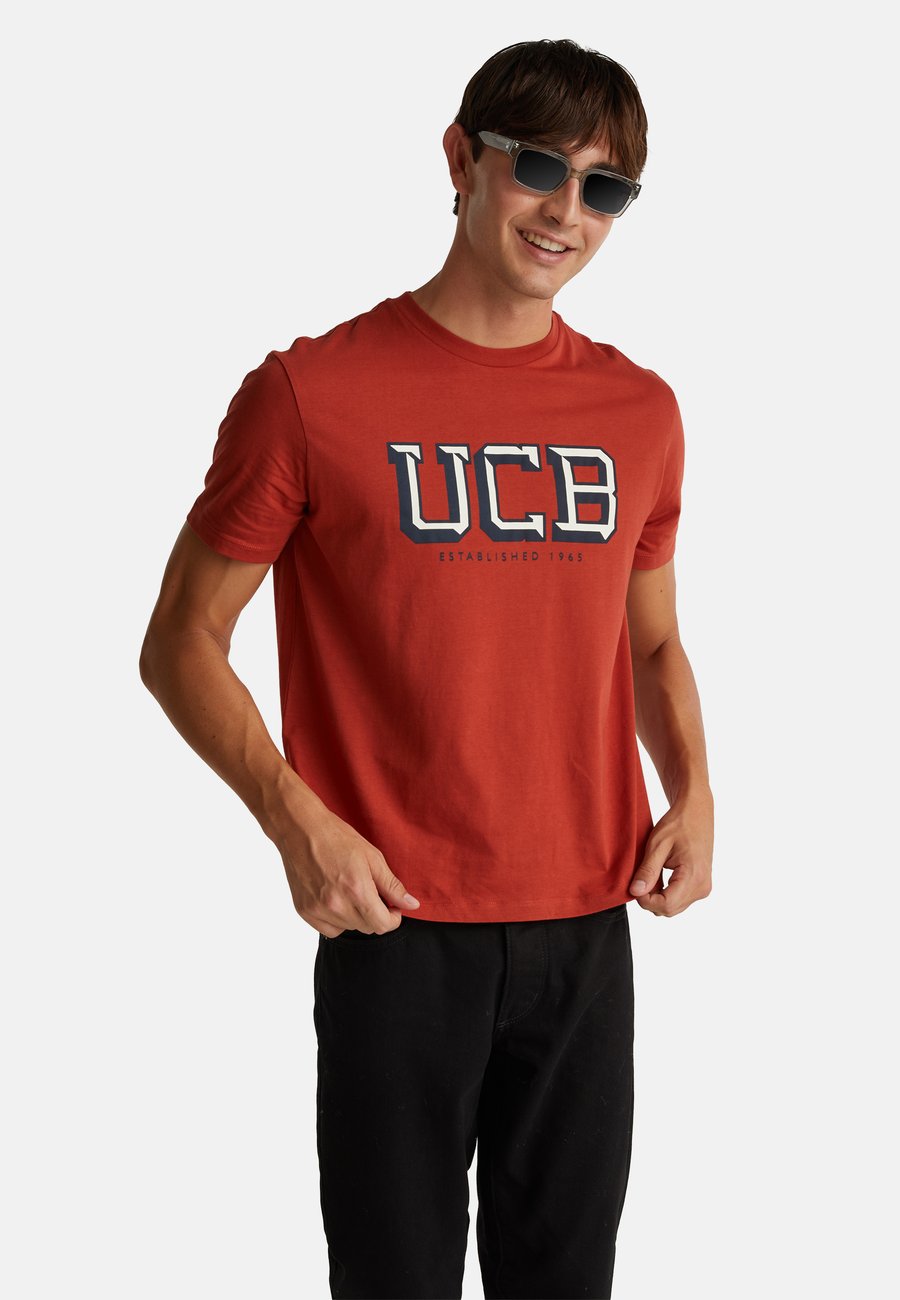 

Футболка United Colors of Benetton WITH LOGO , Red