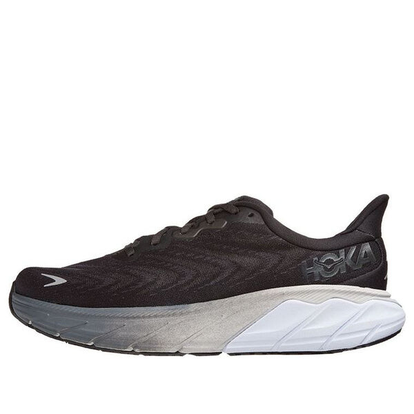 

Кроссовки arahi 6 'black white' Hoka One One, черный