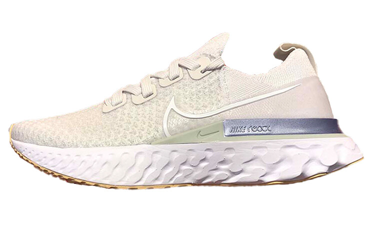 

Женские беговые кроссовки Nike React Infinity Run Flyknit 1