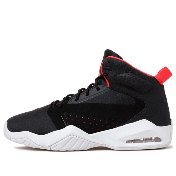 

Кроссовки взлетают Air Jordan, черный