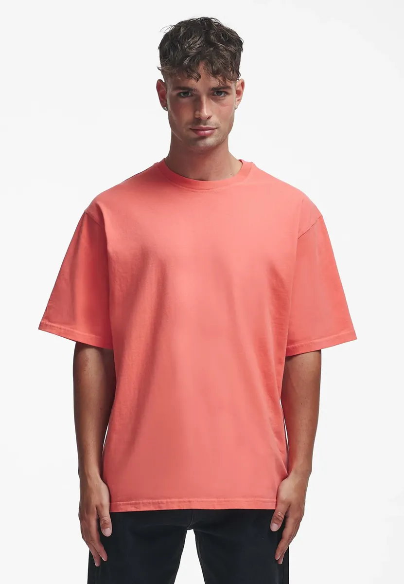 

Футболка 2Y Studios "Мужская базовая футболка большого размера 2Y Studios", красный