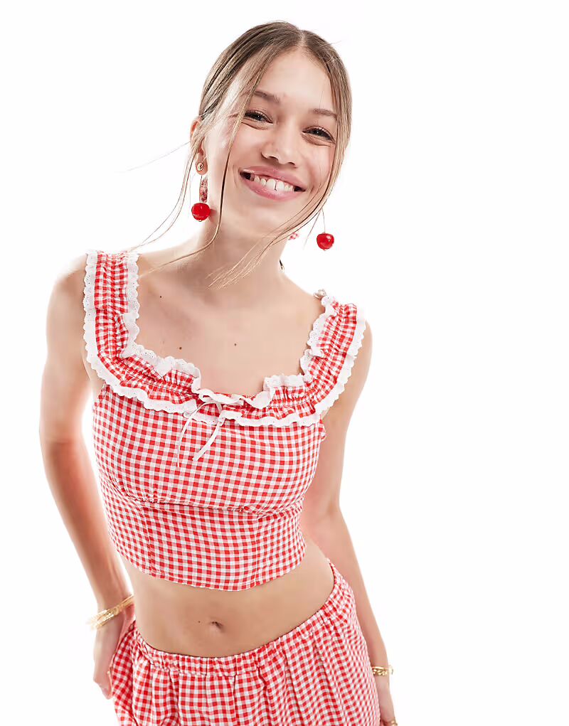 

Топ Miss Selfridge в клетку с отделкой воланом в клетку красного цвета