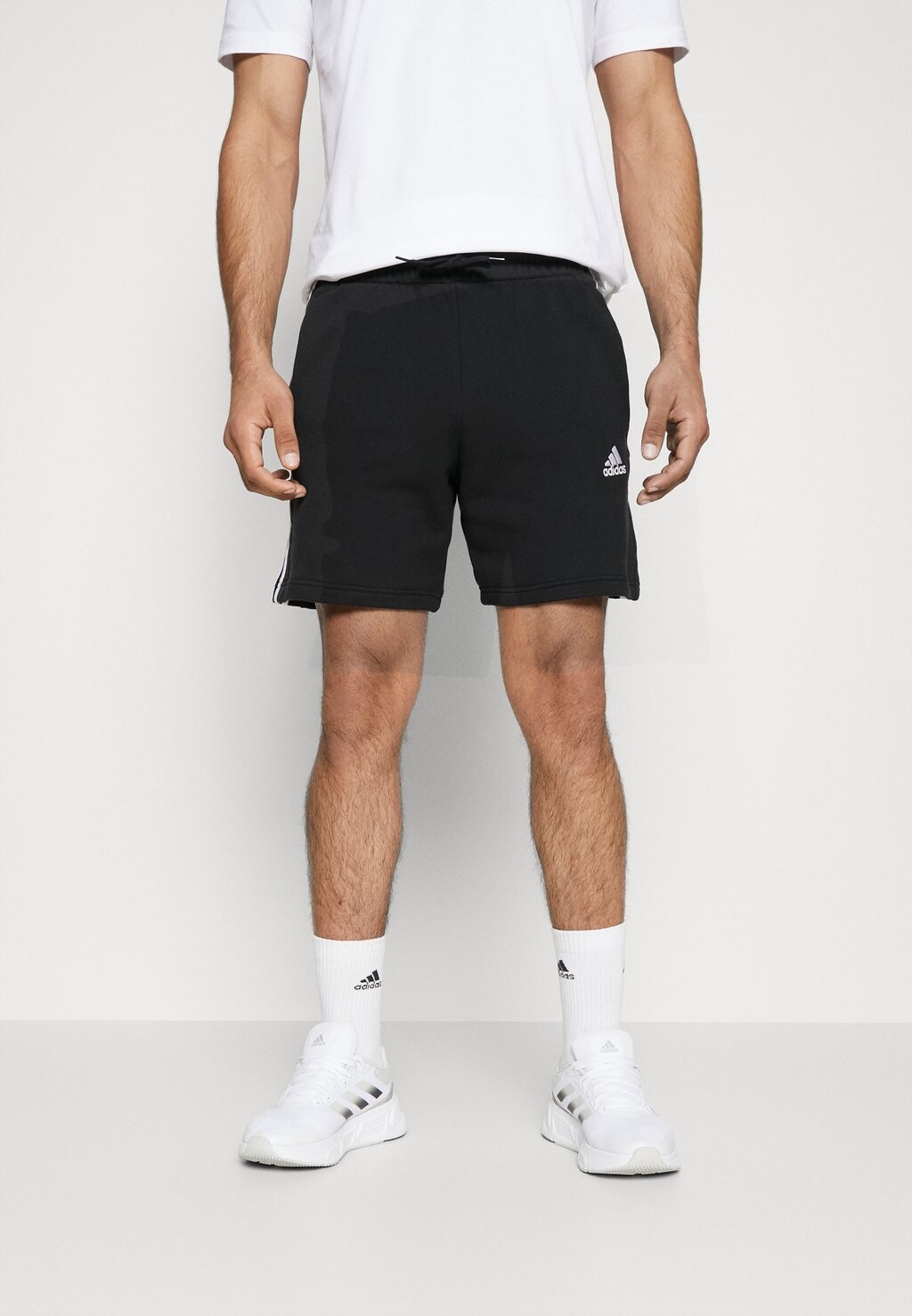 

Спортивные шорты Adidas, цвет Black