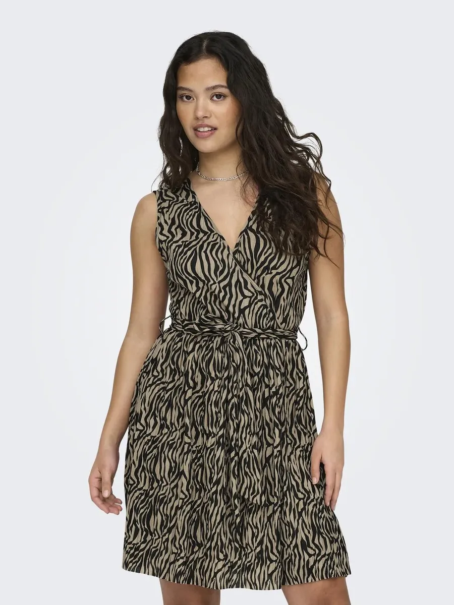 

Only мини-платье "ONLSAFARI LIFE S/L DRESS JRS", цвет Bone White Aop:Rooted Tiger