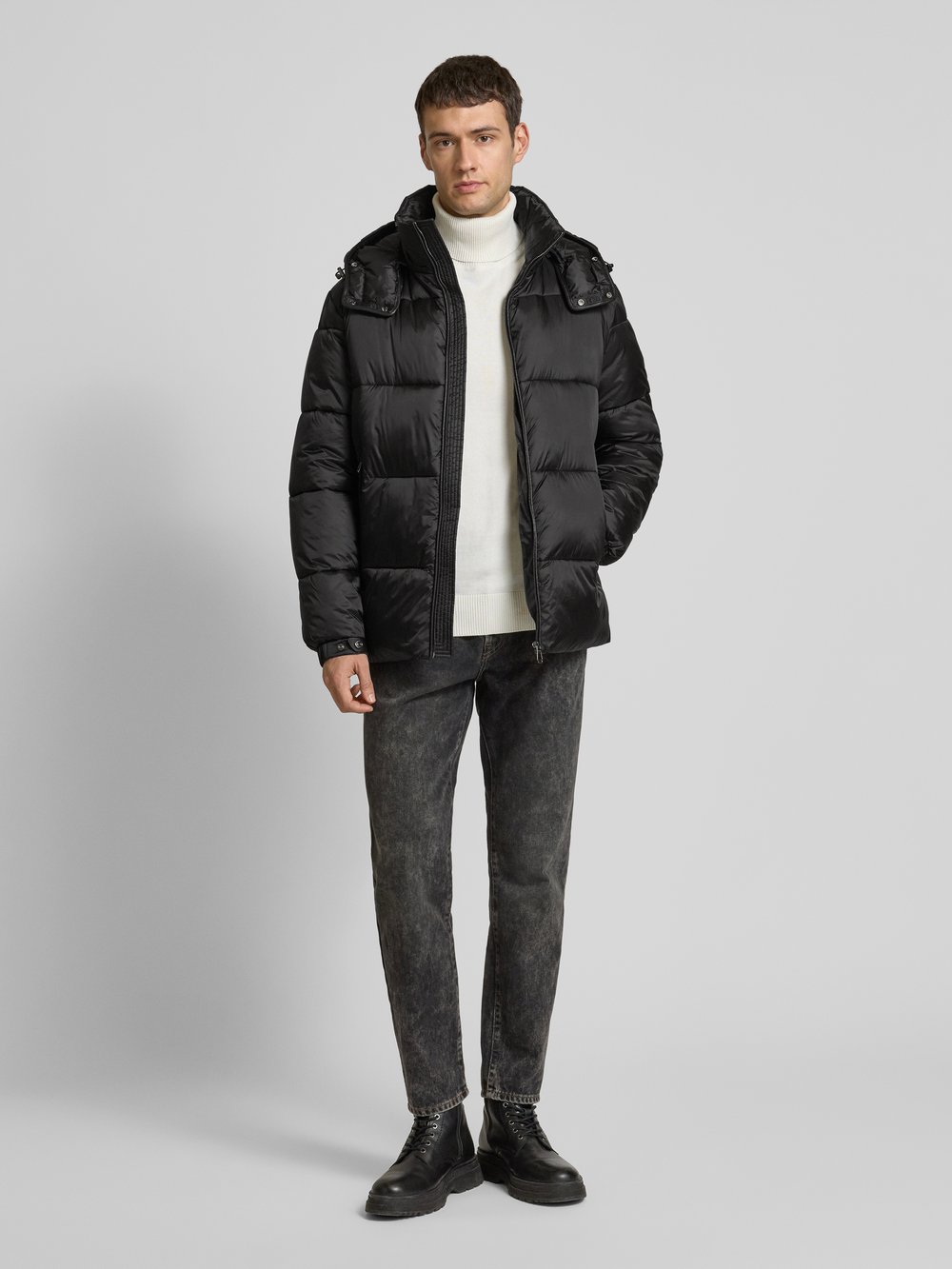 

Стеганая куртка с воротником-стойкой модель «Амбро» JOOP! Collection, черный