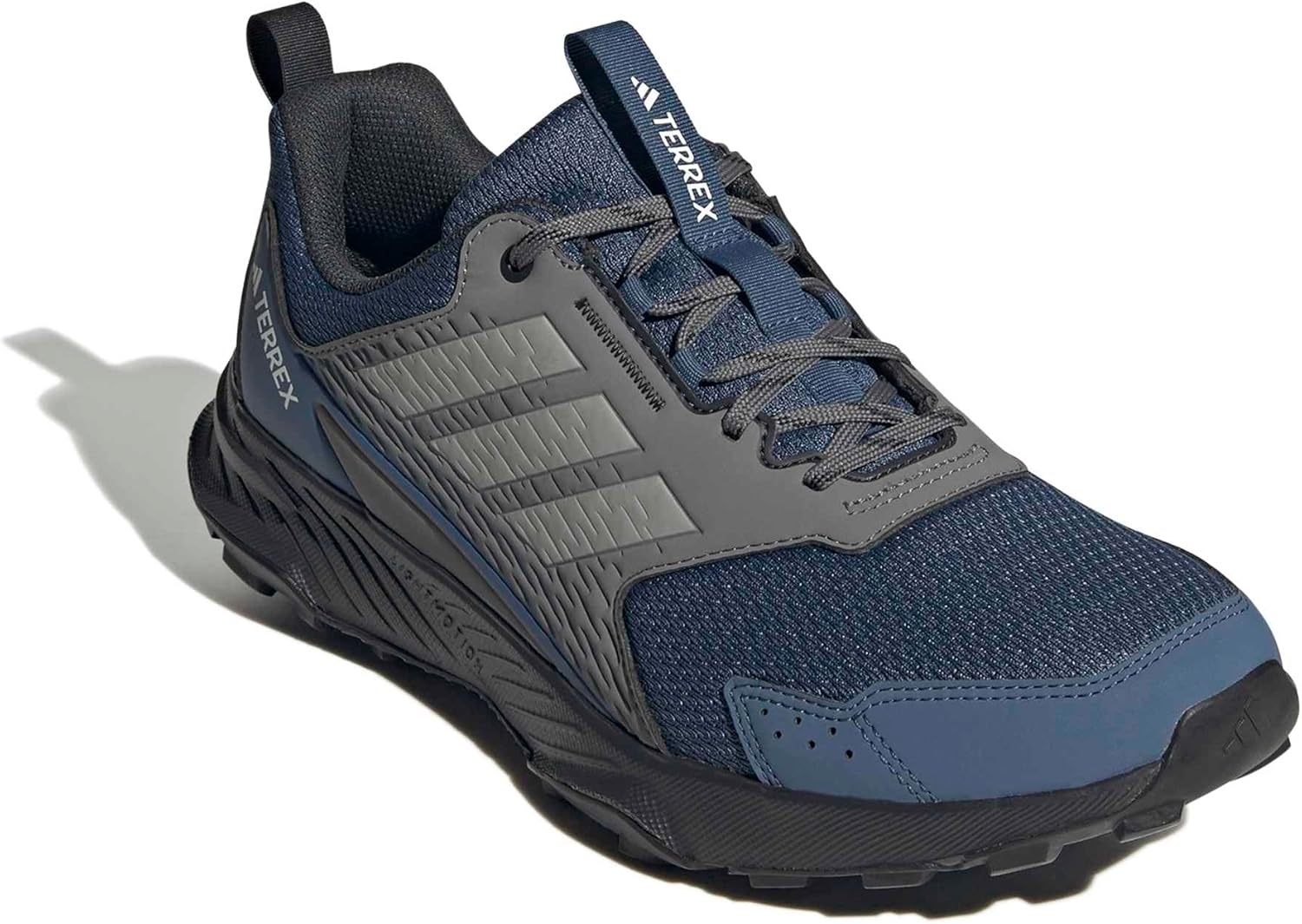 Мужские кроссовки Adidas Terrex Tracefinder для трейлраннинга, серый — фото 3