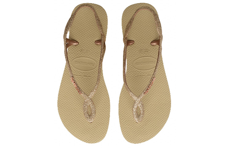 

Слайд женский песок Havaianas