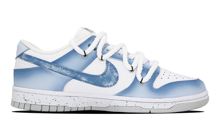

Женские кроссовки для скейтбординга Nike Dunk, Light Blue