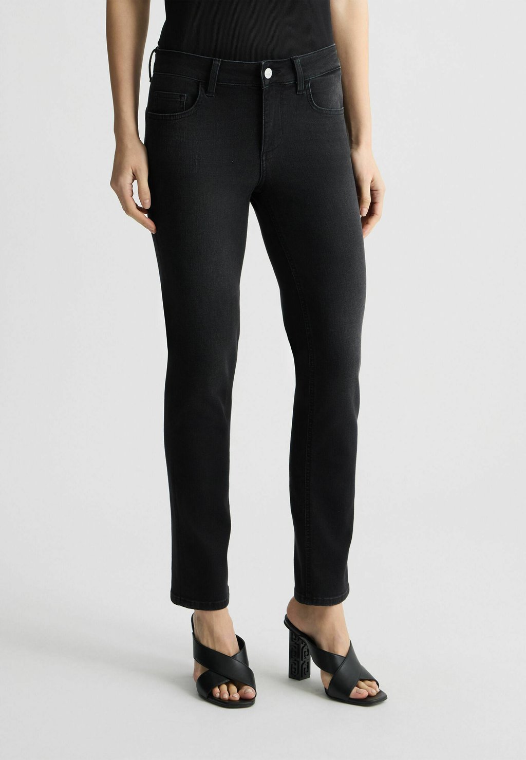 

Джинсы облегающего кроя LIU JO, цвет Black Denim