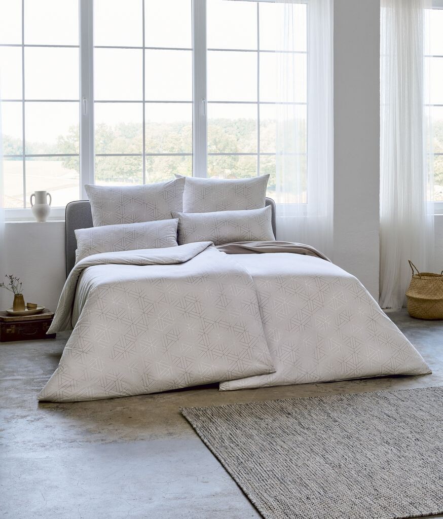 

Постельное белье Estella Atelier Pippa цвет экрю размер 135х200+80х80