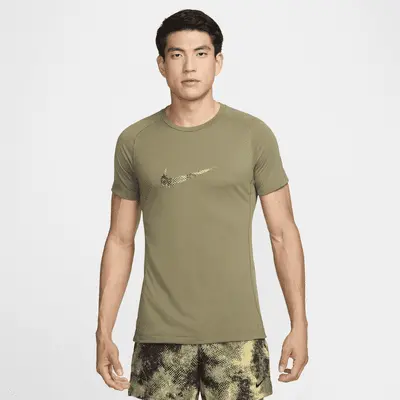 

Футболка Nike Flex Rep, цвет Medium Olive