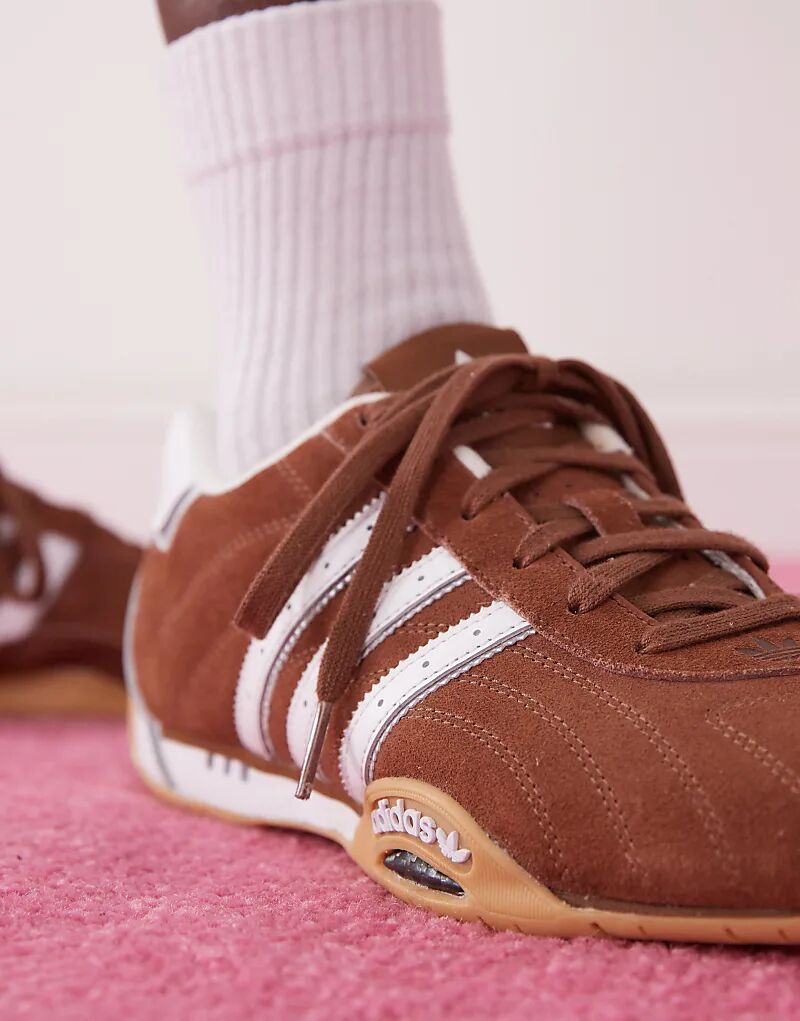 Кроссовки AdiRacer Low коричневые и белые adidas Originals — фото 4