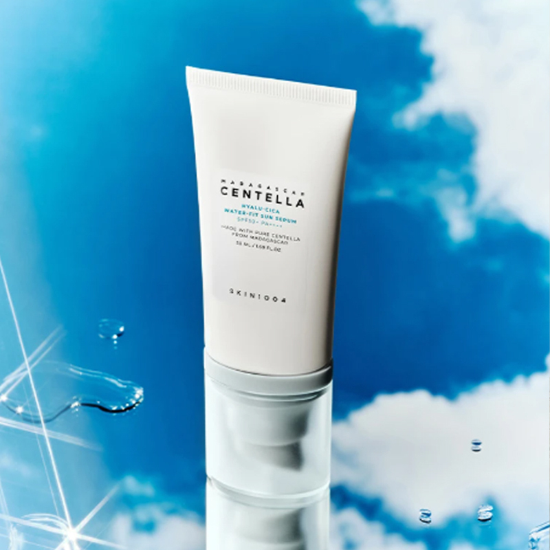 Набор для защиты от солнца Water Like Air увлажняющий и успокаивающий SPF50+ 50мл+50мл SKIN1004 — фото 3