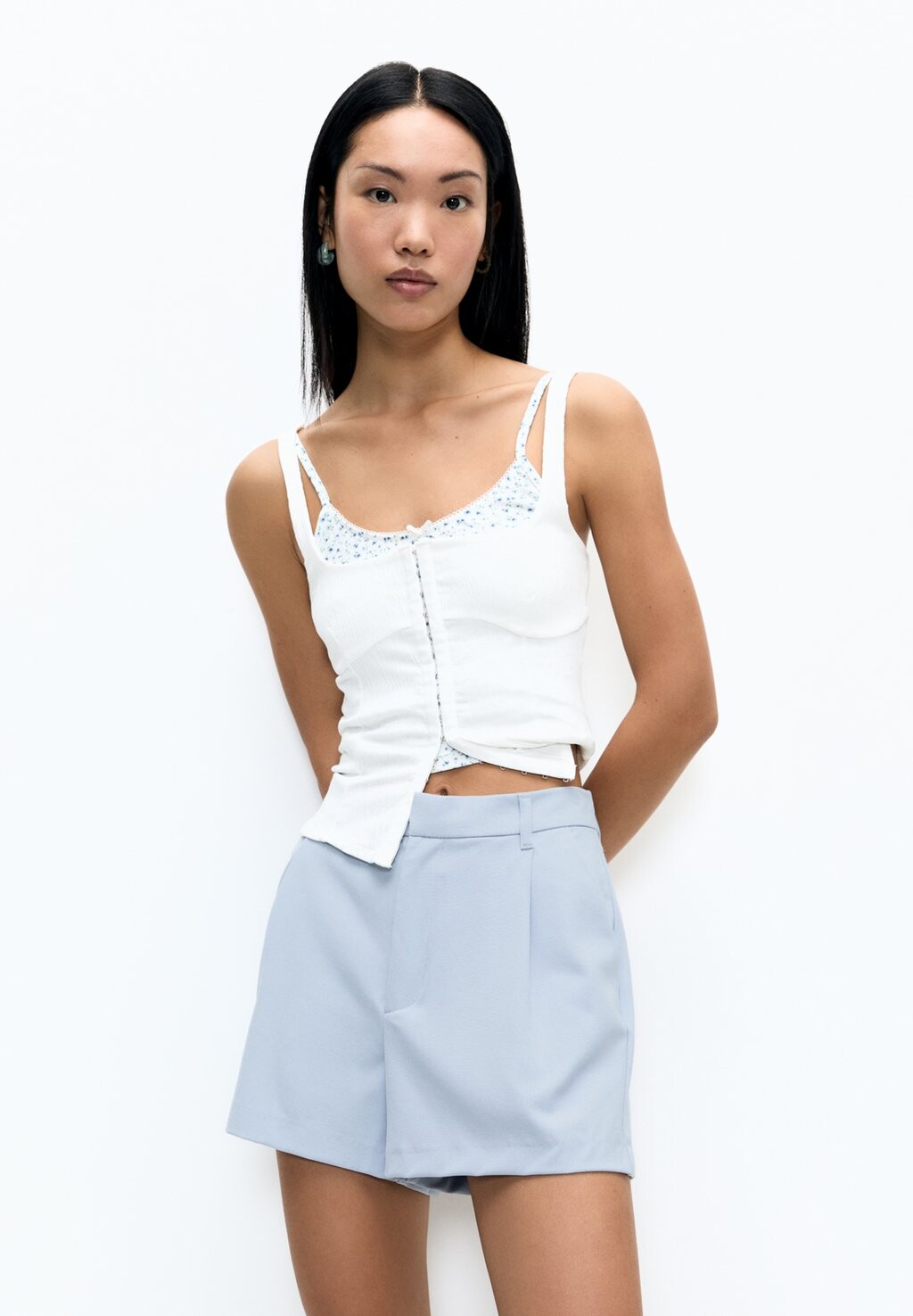 

SMART BERMUDA With Darts PULL&BEAR, Шорты синий