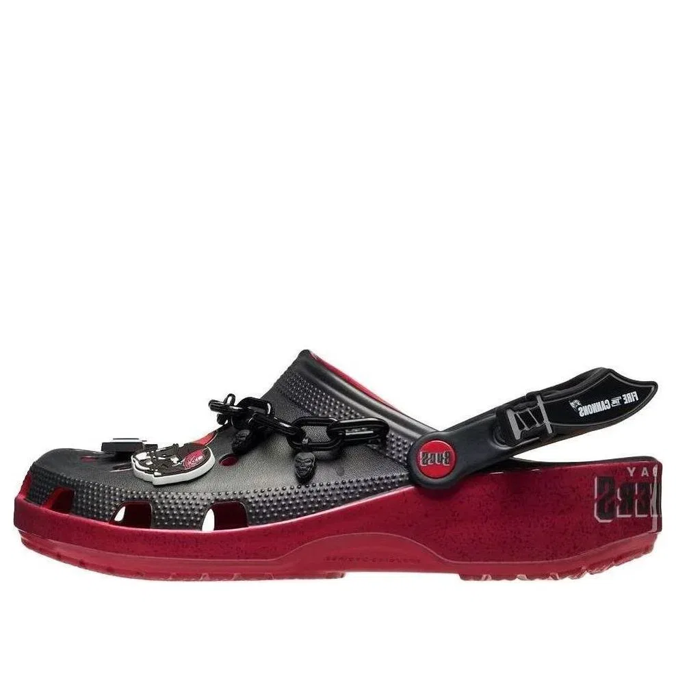 Сабо Crocs x NFL Classic Clog Tampa Bay Buccaneers 'Black Red' 213173-90H, черный