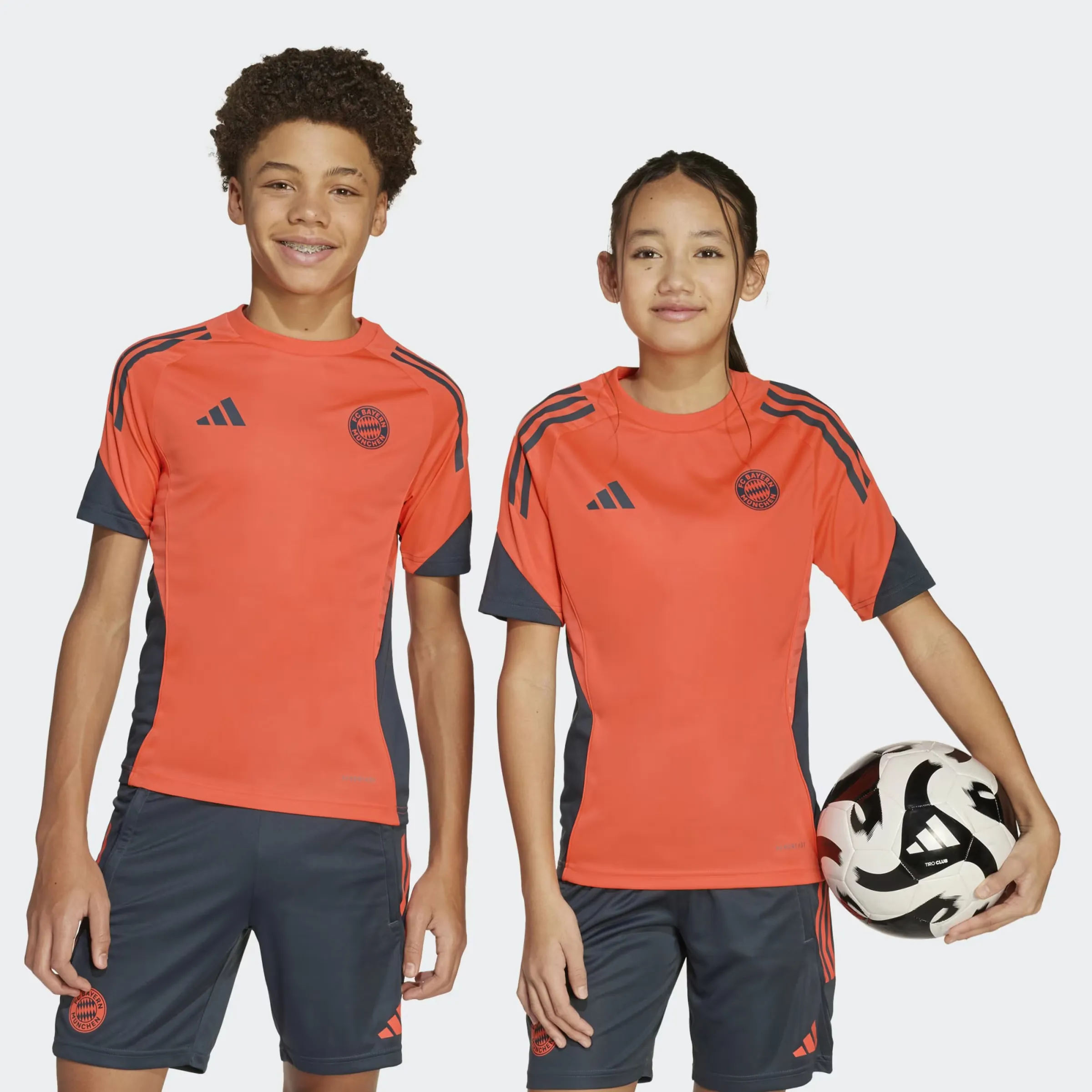 

Детская футболка FC Bayern Munich Tiro 25 Competition adidas, оранжевый