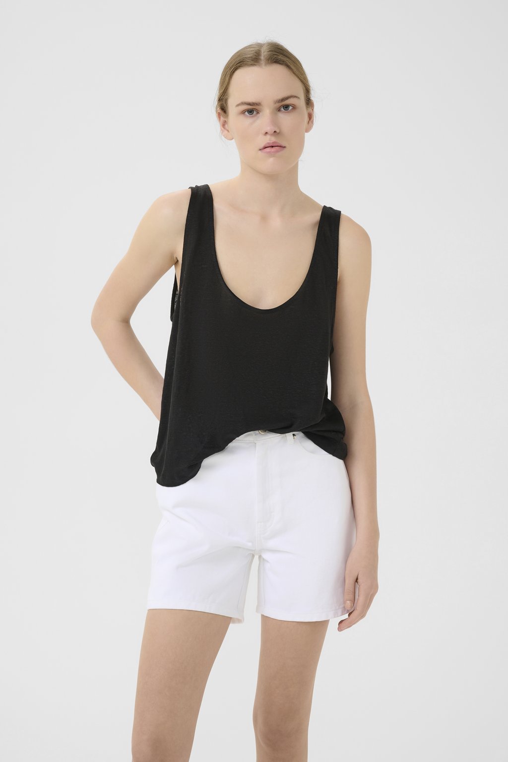 

Топ PIRA Gestuz, черный