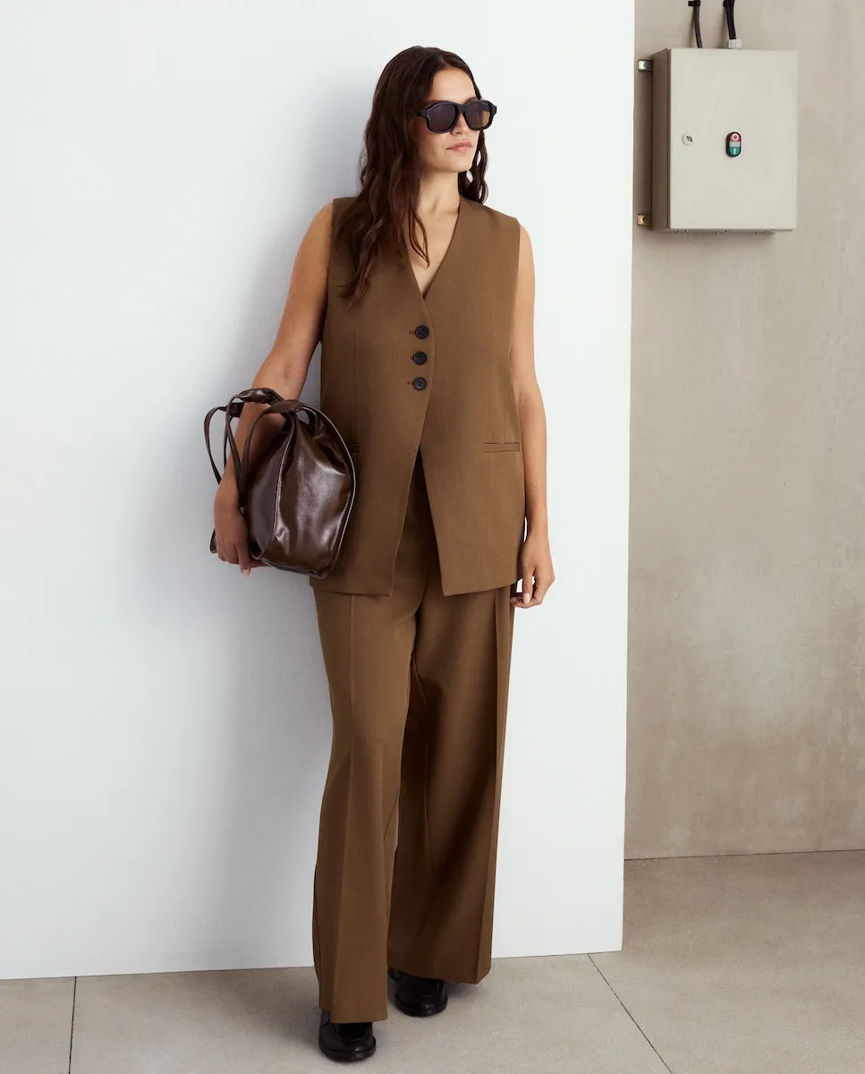 

Женские широкие классические брюки Couchel, песочный