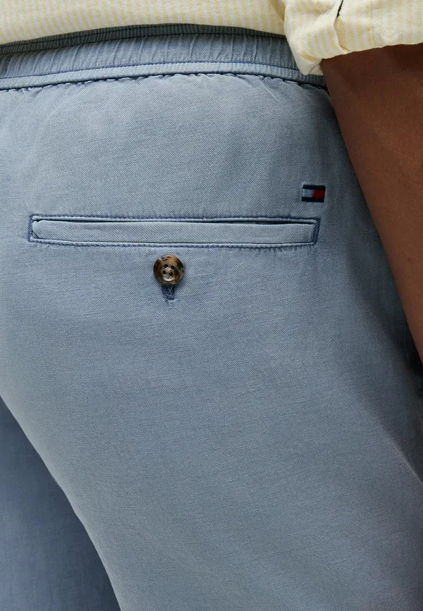Шорты Tommy Hilfiger Dover washed 6" inseam, светло-синий — фото 4