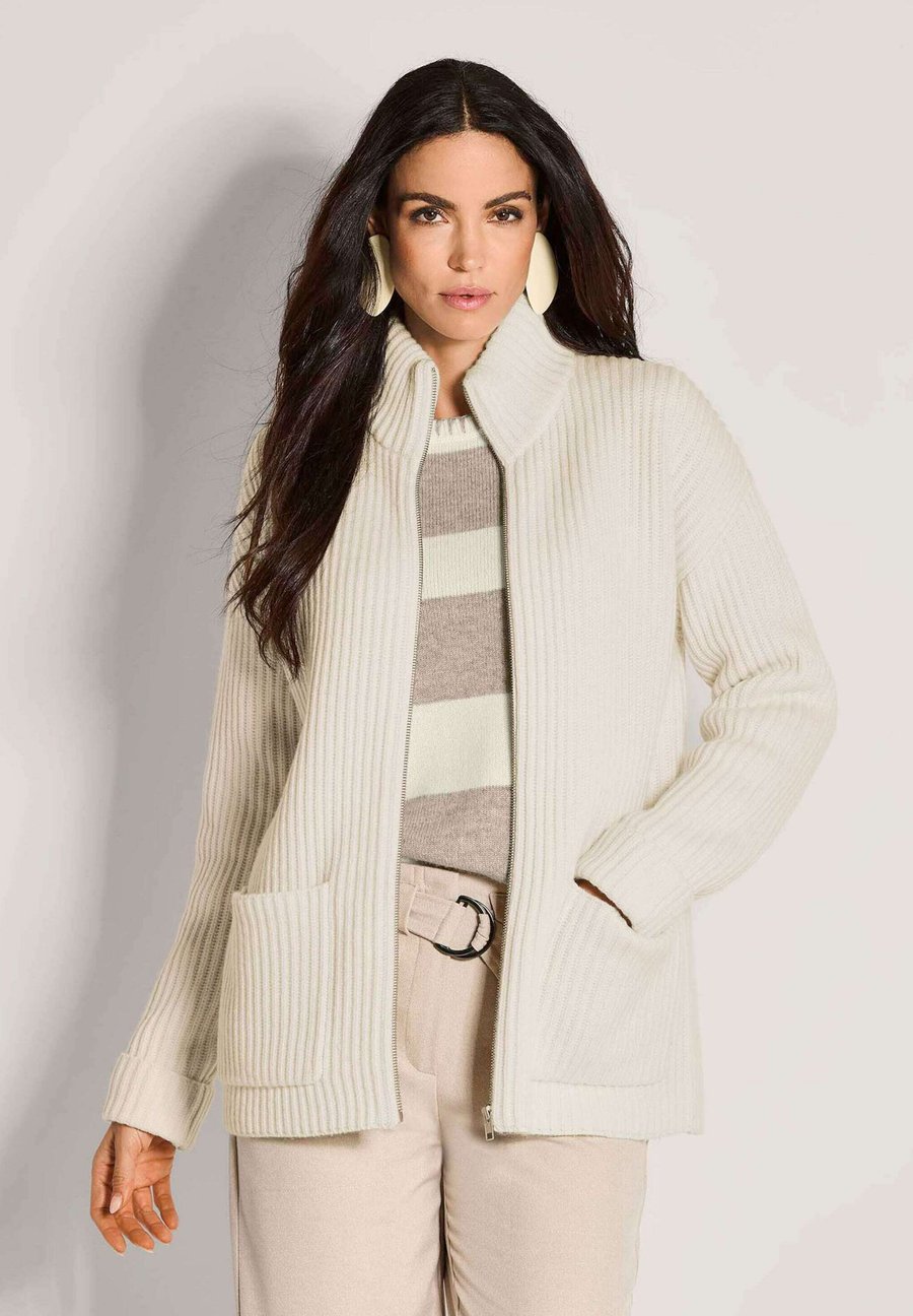 

Кардиган MADELEINE Cardigan, Wool White/Off-White
