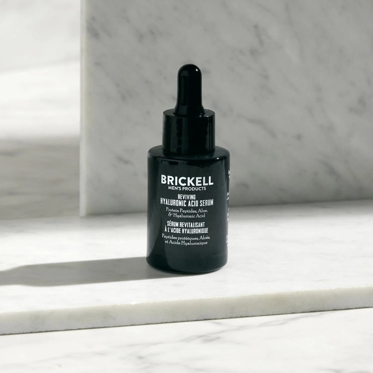 Мужская антивозрастная дневная сыворотка «Invigorating Day Serum» 30 мл от Brickell Men's Brickell Men'S Products — фото 3
