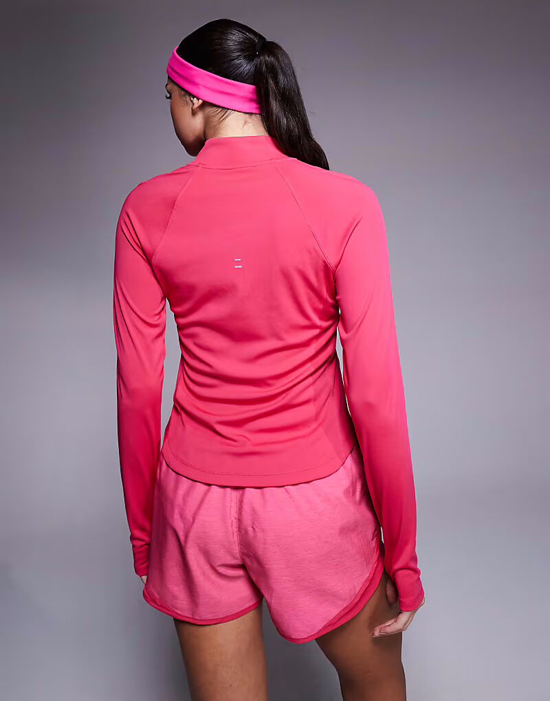 Футболка Running Tempo Dri-FIT с длинным рукавом и полумолнией розового цвета Nike Running — фото 4