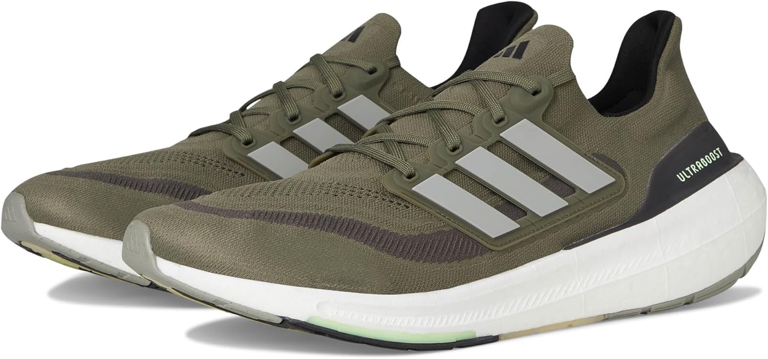 Мужские кроссовки Adidas Ultraboost Light Legacy, оливковый — фото 2