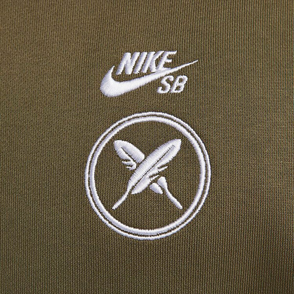 Толстовка Nike SB x Yuto Graphic Fleece Pullover Hoodie 'Medium Olive', зеленый — фото 4