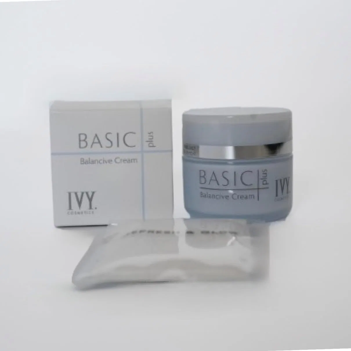 Дневной крем для лица увлажняющий No brand, 30 г, без отдушки