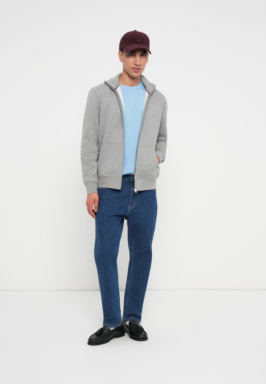 Толстовка Tommy Hilfiger ESSENTIAL STAND COLLAR, Medium Grey Heather/Mottled Grey — фото 2