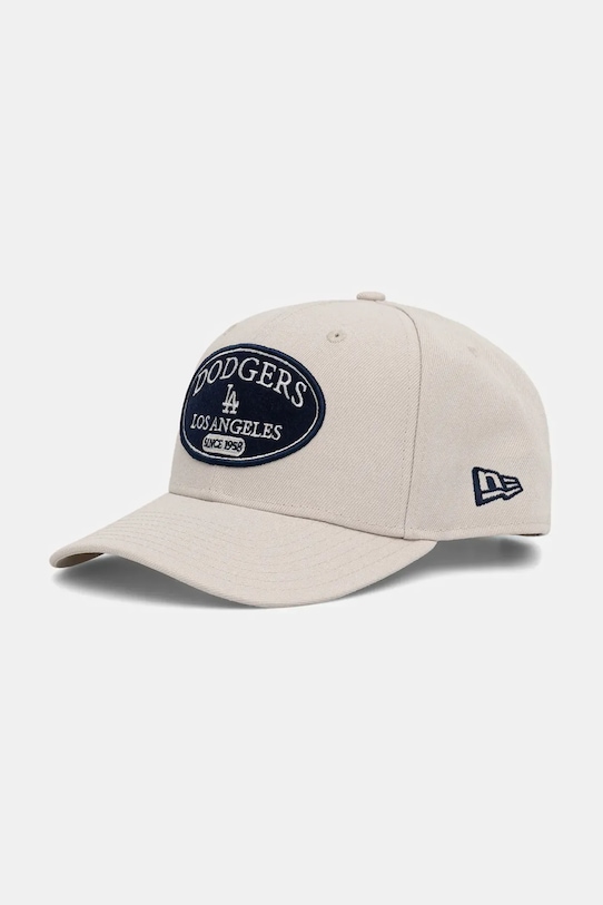 

Кепка с козырьком 0 New Era, бежевый