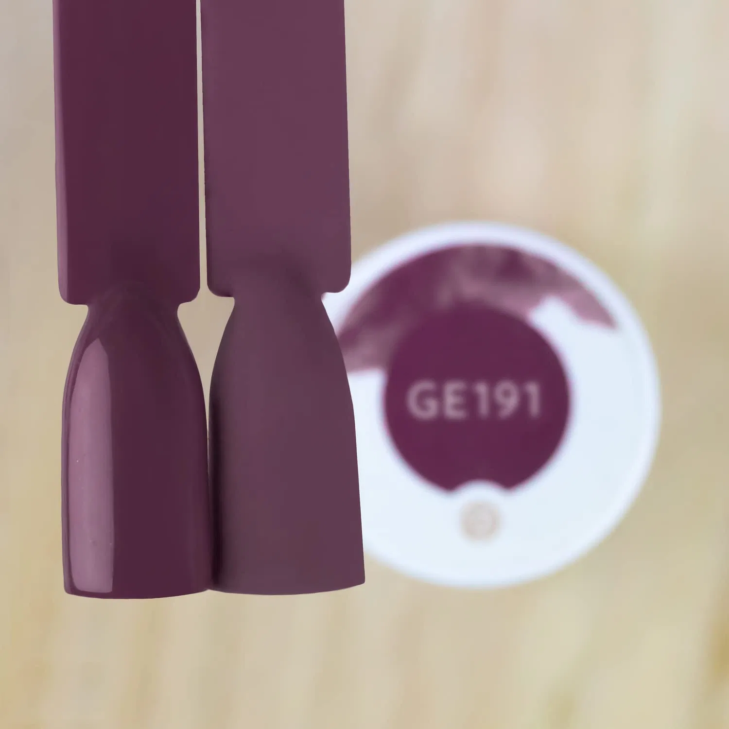 Фиолетовый гибридный лак для ногтей «Devoted Violet» 10 мл Pb Nails — фото 3