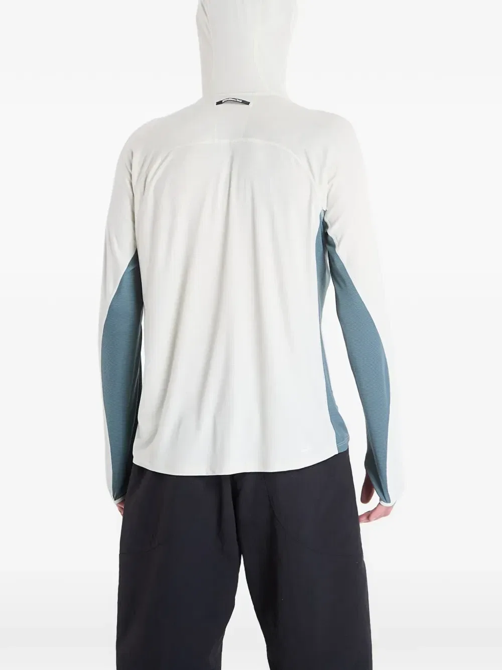 Футболка Solar Chase с длинным рукавом для тренировок Nike, бежевый — фото 3