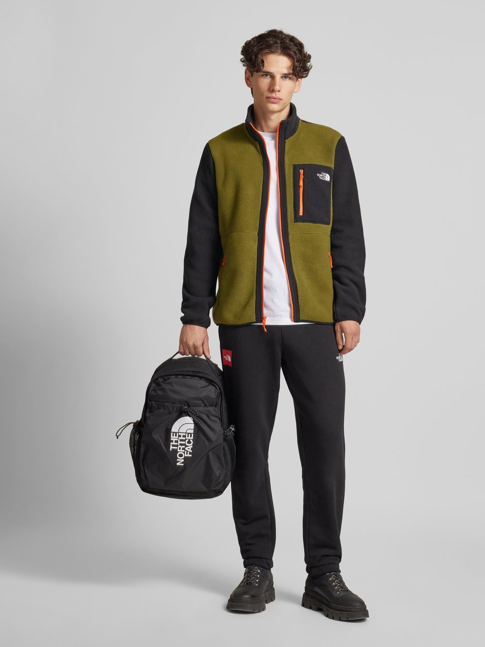 

Толстовка с плюшевым мехом модель 'YUMIORI' The North Face, темно-зеленый