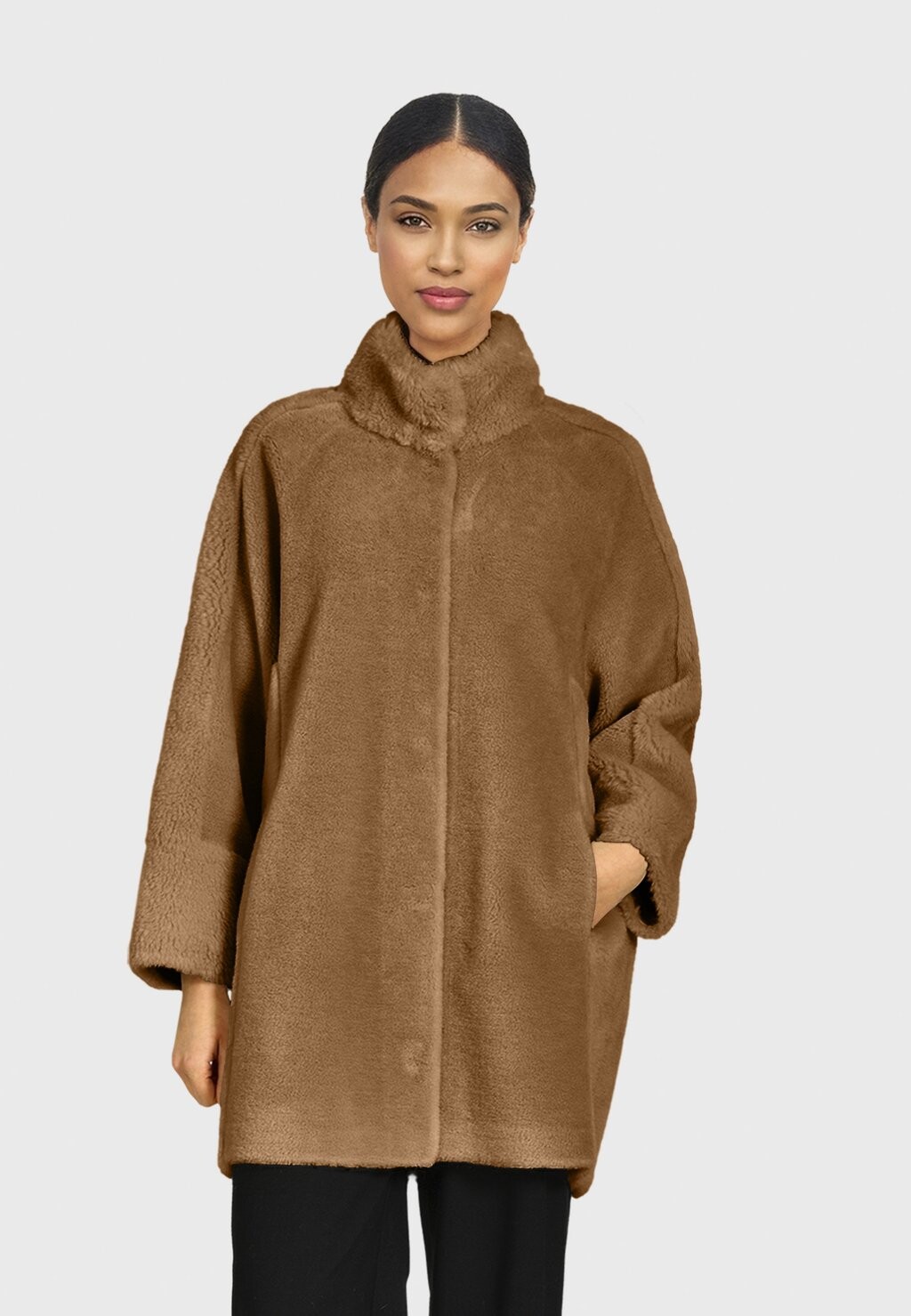 

Зимняя куртка Oakwood ТАЛИЯ РЕВЕРСИБЛ, цвет cognac color