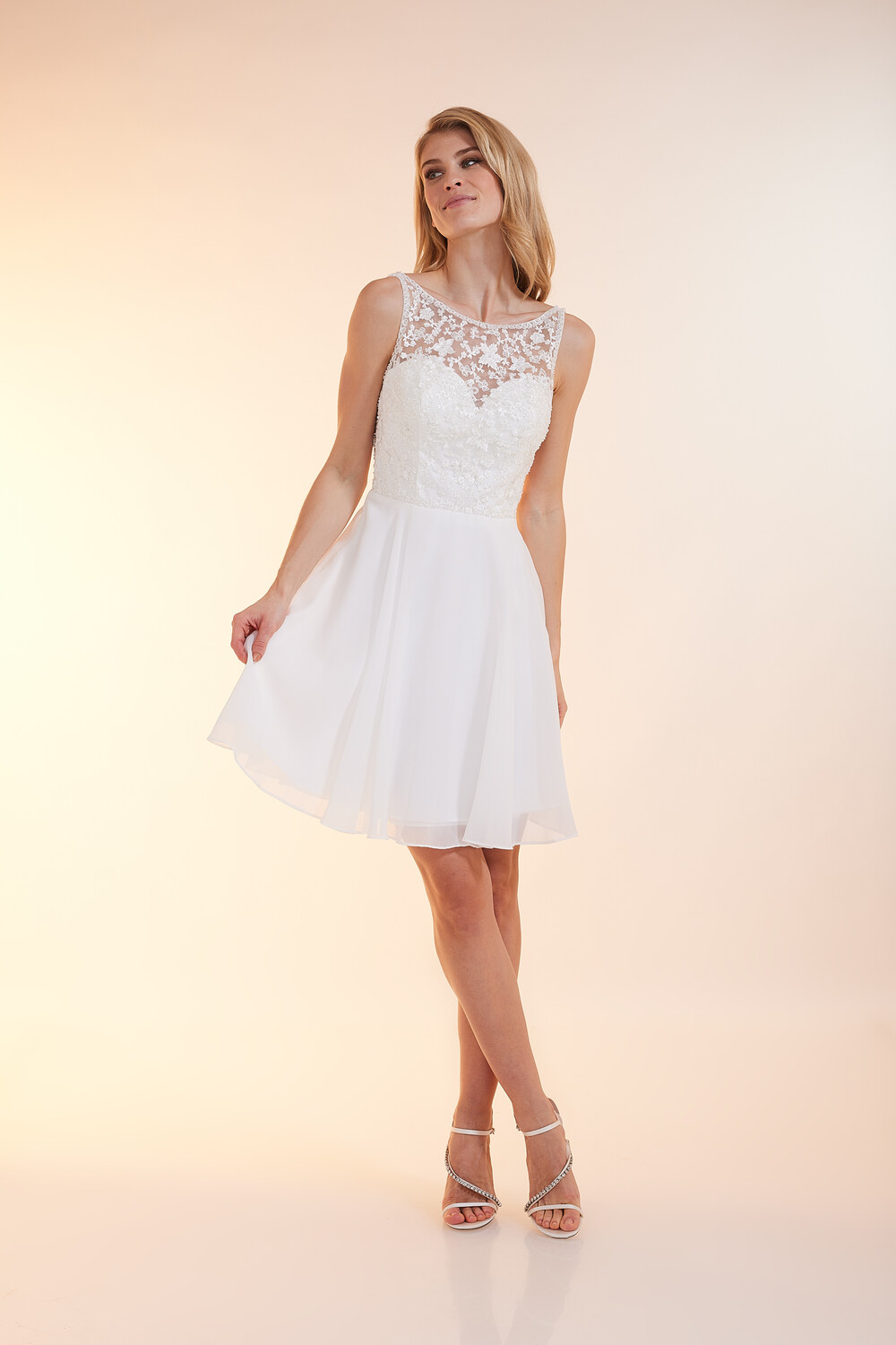 

Платье LAONA Cocktail Sous Le Soleil Dress, цвет Cream White