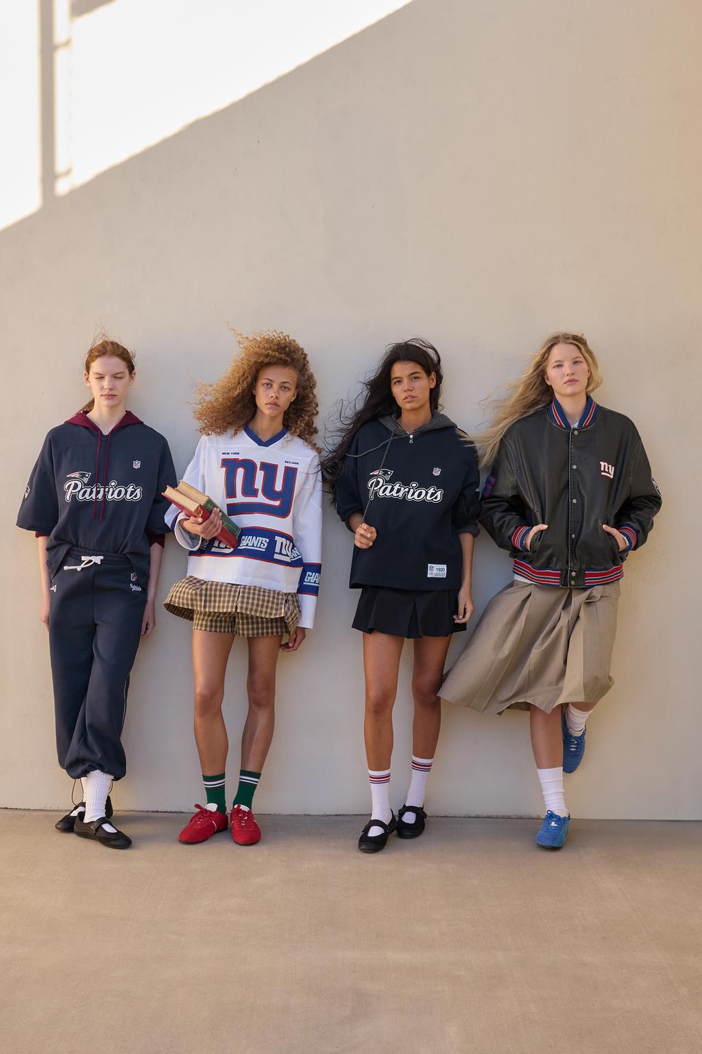 

Футболка new england patriots ZARA, темно-синий