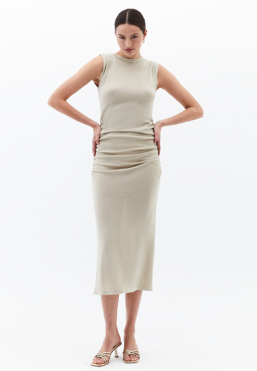 

Платье-джемпер Shift dress OXXO, золотой