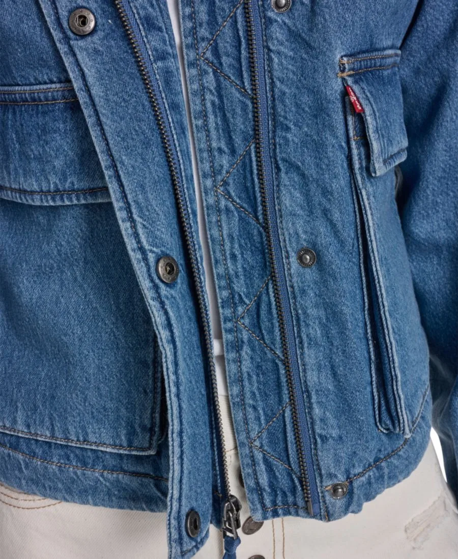 Женская укороченная куртка из армейской одежды Levi's, Medium Wash Denim — фото 4