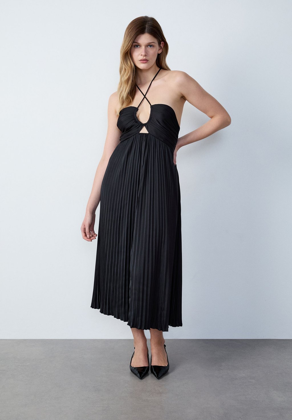 

Коктейльное платье / Вечернее платье CARIOCA Etam, черный