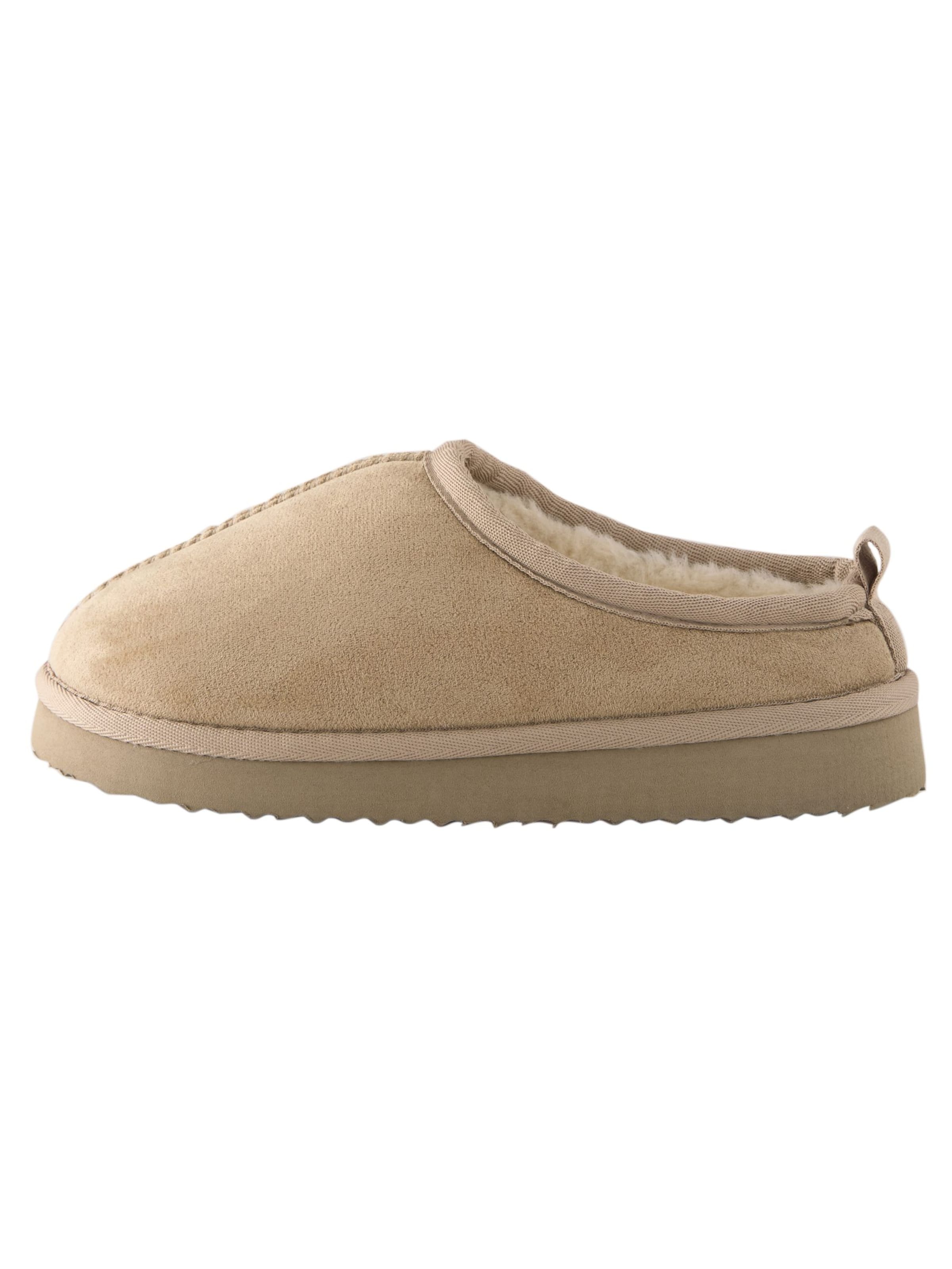 

Next Flats бежевого цвета