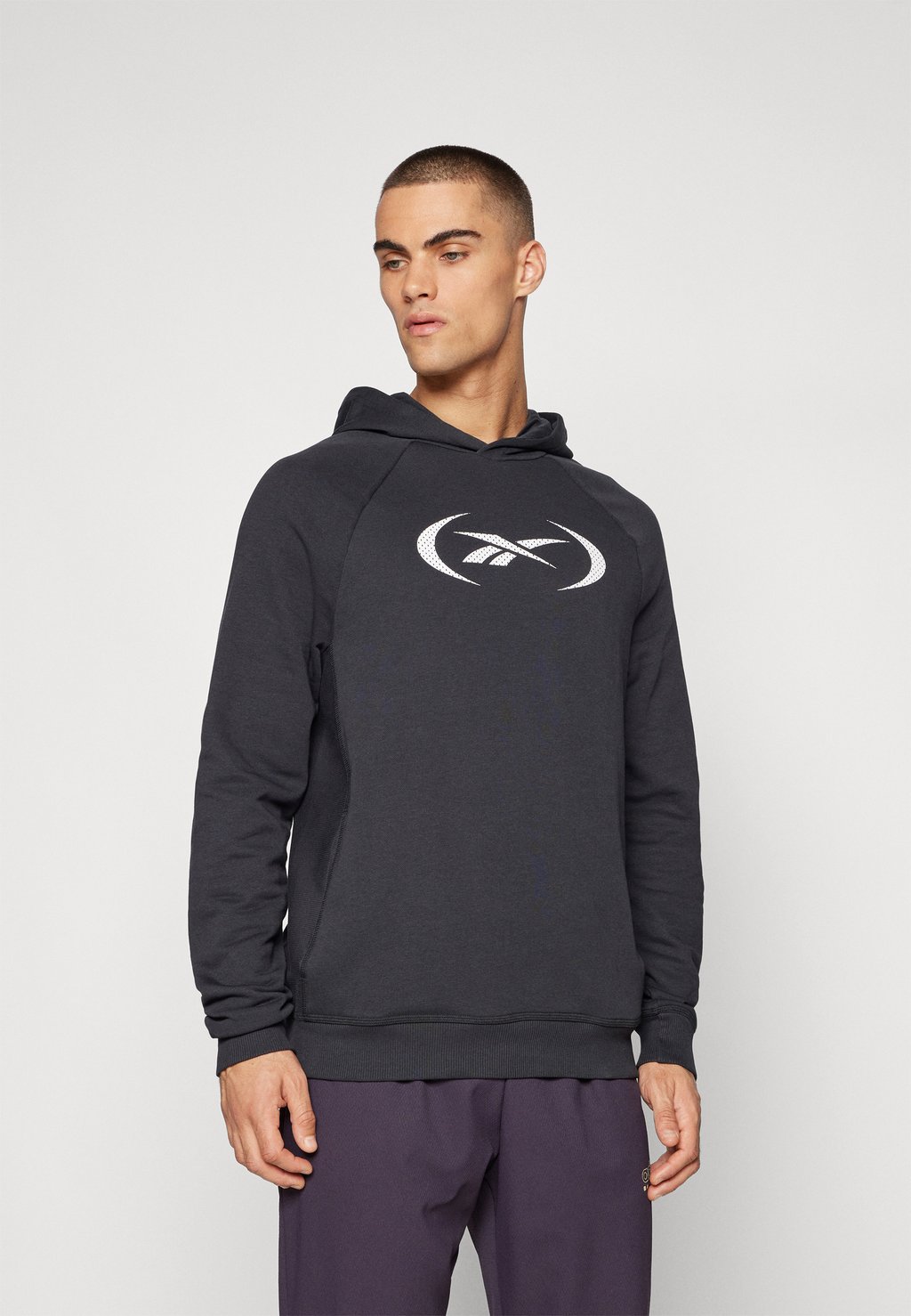 

Толстовка с капюшоном BASKETBALL Reebok, черный