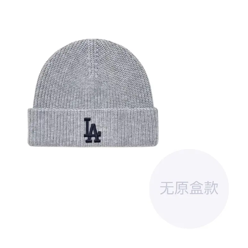 

Трикотажная шапка унисекс серого цвета MLB, серый