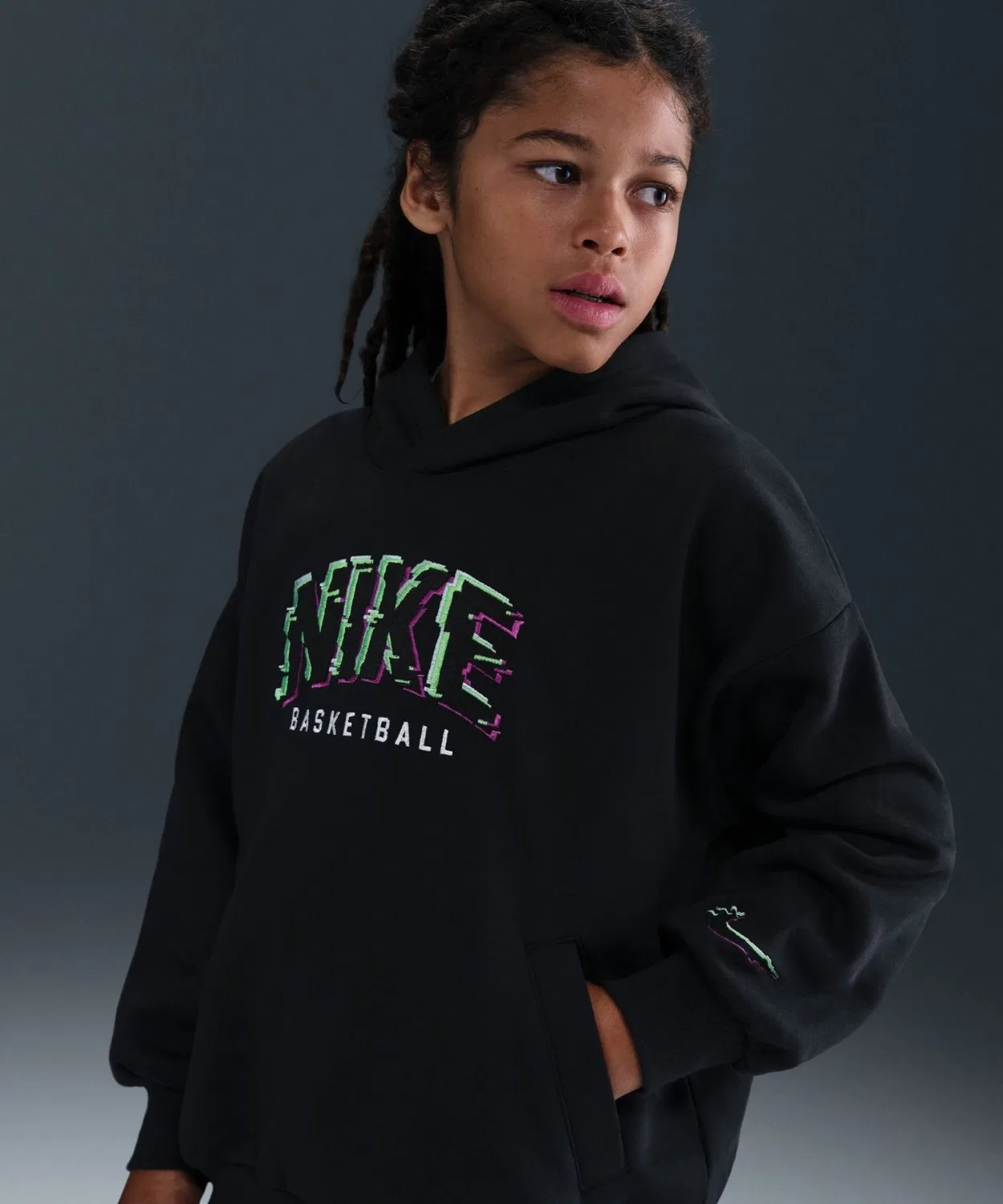 Толстовка Nike YTH COB флисовая с длинным рукавом, чёрная — фото 2
