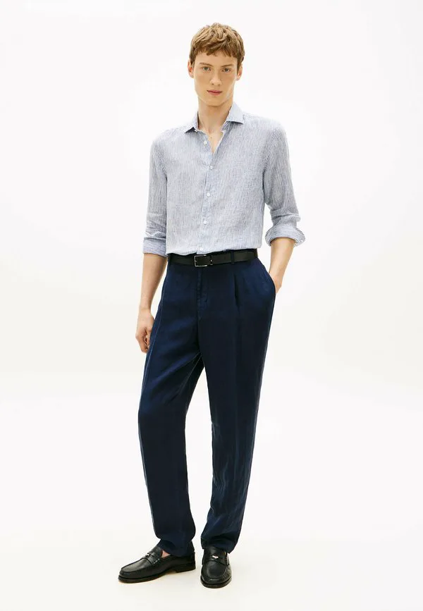 Рубашка в стиле «стайл кэжуал» Tommy Hilfiger, Carbon Navy Ecru — фото 2