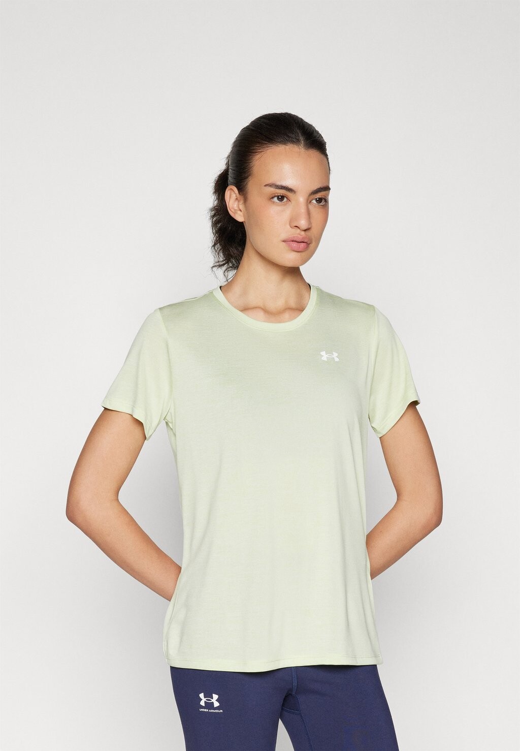 

Базовая футболка TECH TWIST Under Armour, зеленый