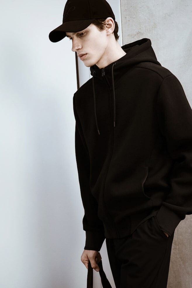 

Толстовка стандартного кроя на молнии с аквалангом H&M, черный