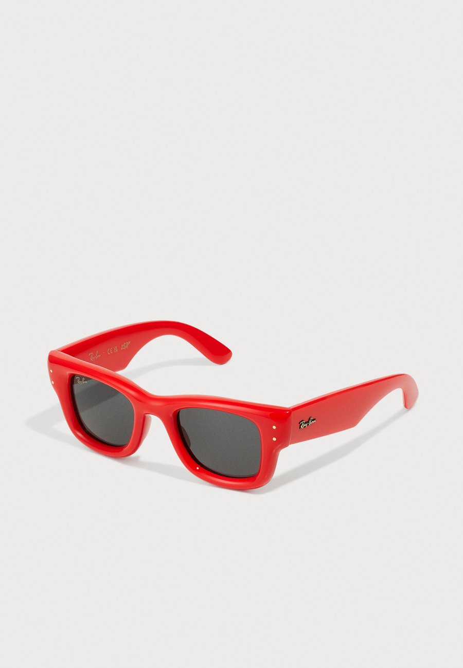 

Солнцезащитные очки Ray-Ban WAYFARER PUFFER ROCKY UNISEX, Red